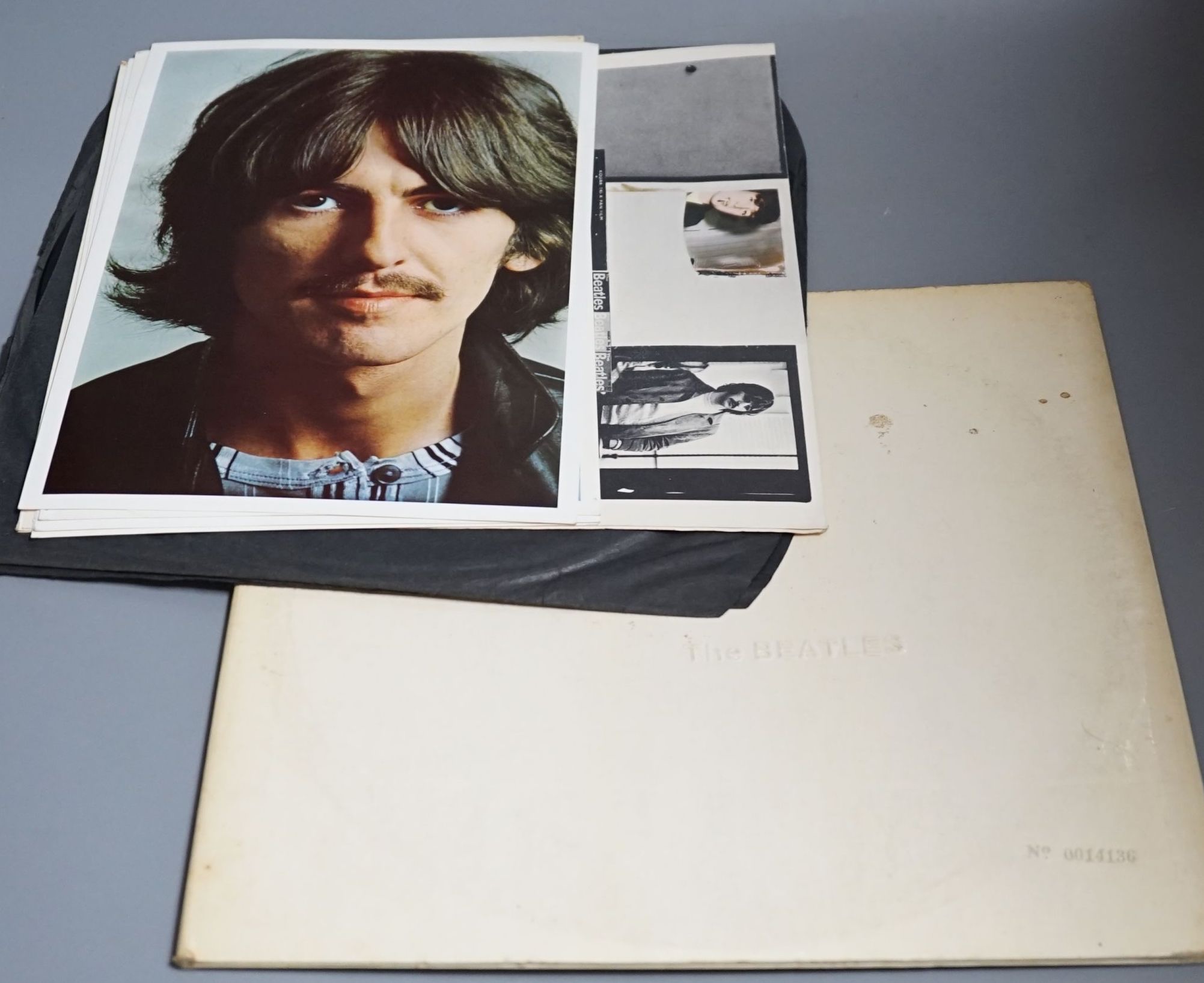 The Beatles, White Album, PMC7068, no.6014136 with poster and four photos.